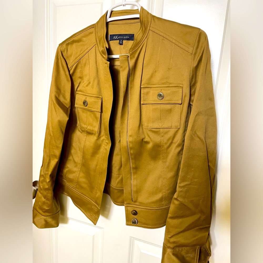 Crew neck utility jacket